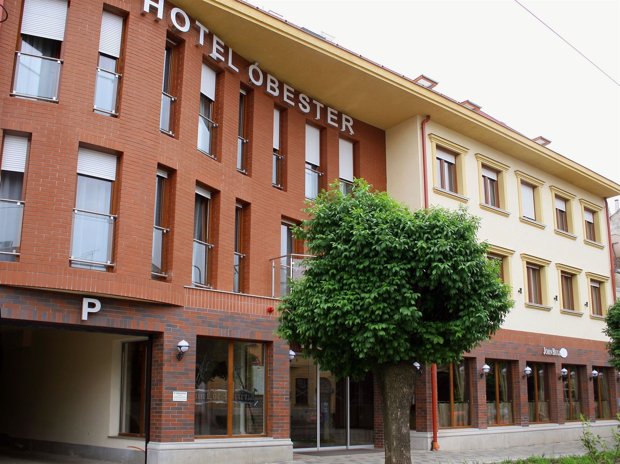 Hotel Obester Debrecen Exterior photo